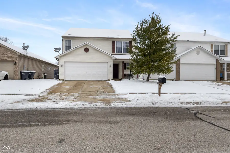 642 Day Break Drive, Greenwood, IN 46143 - Image #2