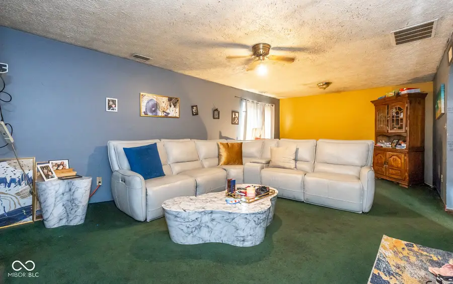 8557 La Corrida Court, Indianapolis, IN 46227 - Image #3