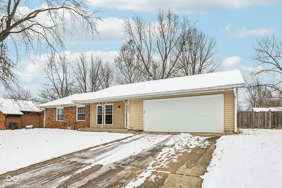 7947 Vineyard Drive, Indianapolis, IN 46260 - Image #3