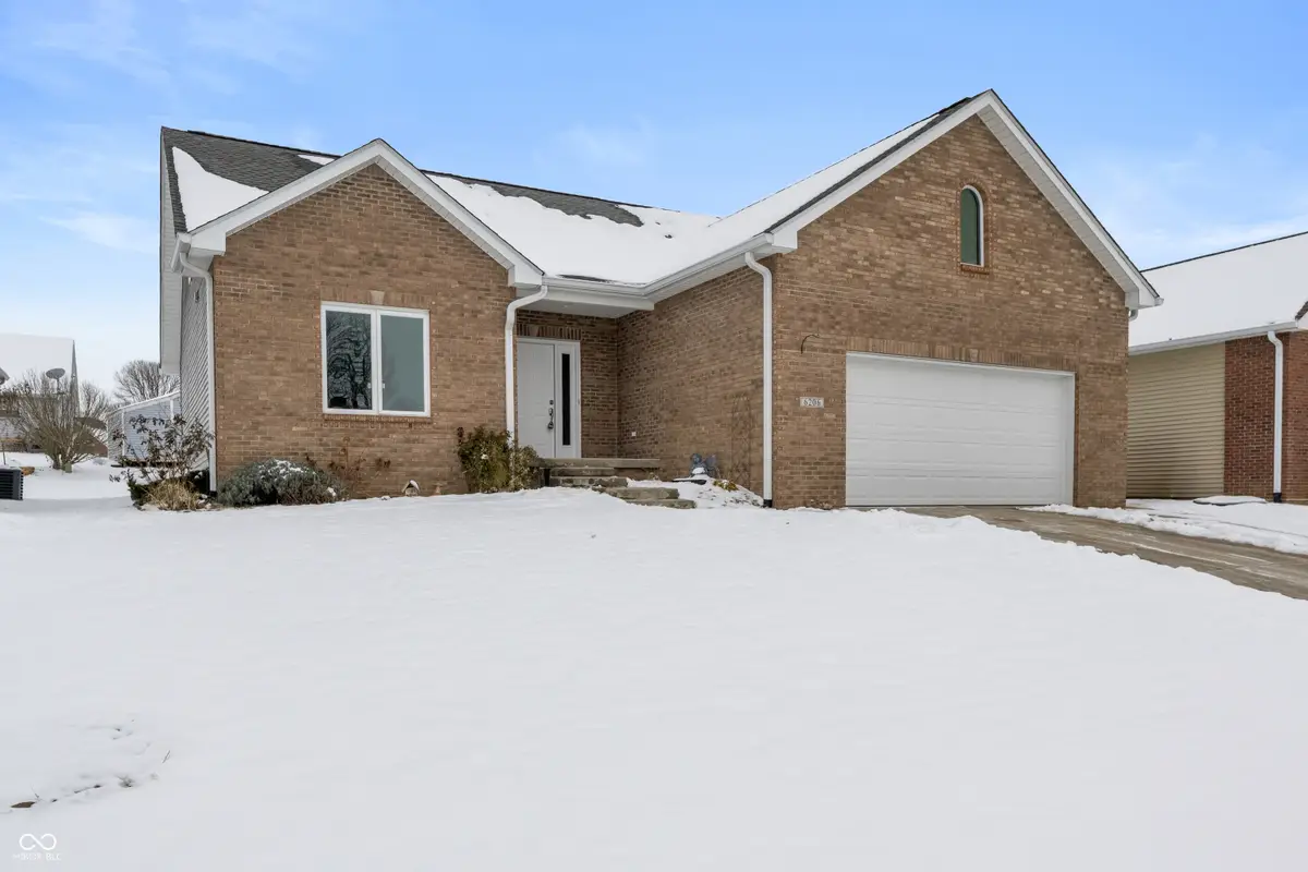 6206 Regency Drive, Columbus, IN 47203 - Image #1
