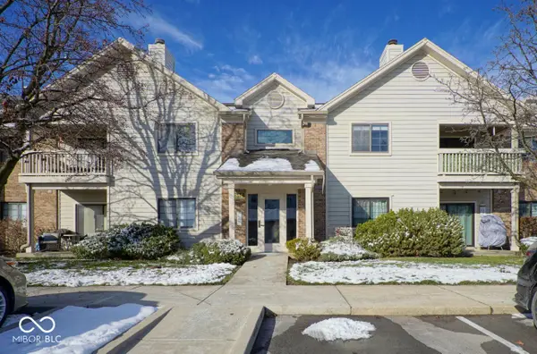 946 Lenox Lane #208, Carmel, IN 46032