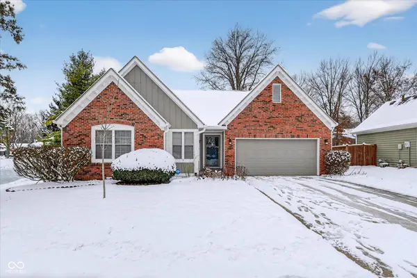 7572 Pinesprings East Drive, Indianapolis, IN 46256