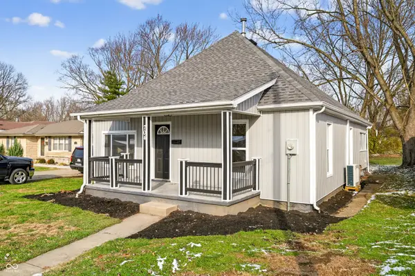 704 W 7th Street, Seymour, IN 47274