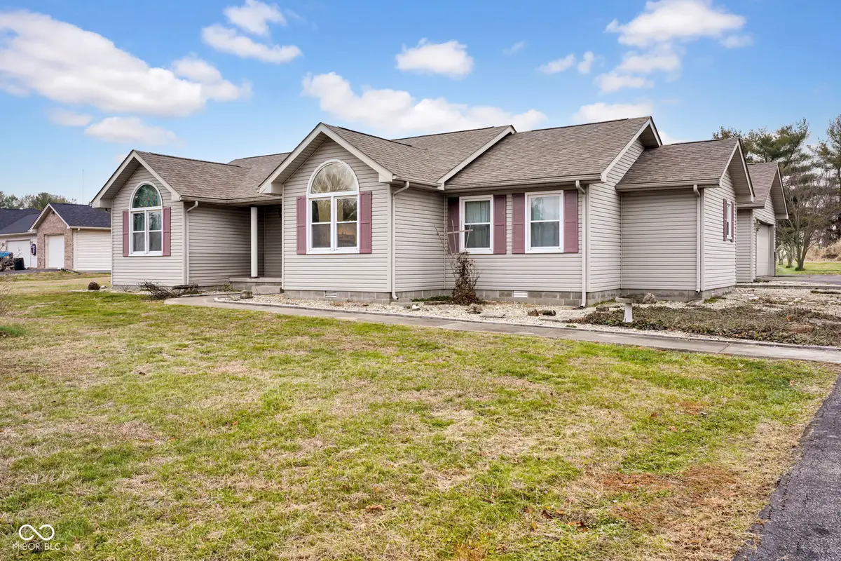 5250 N Camelot Way, North Vernon, IN 47265 - Image #1