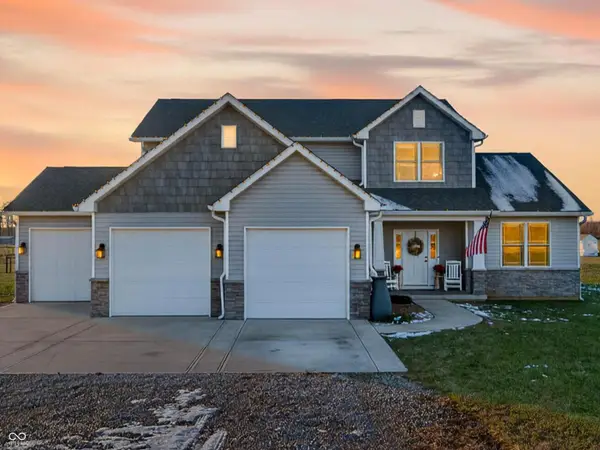 6628 S 125 W, Trafalgar, IN 46181