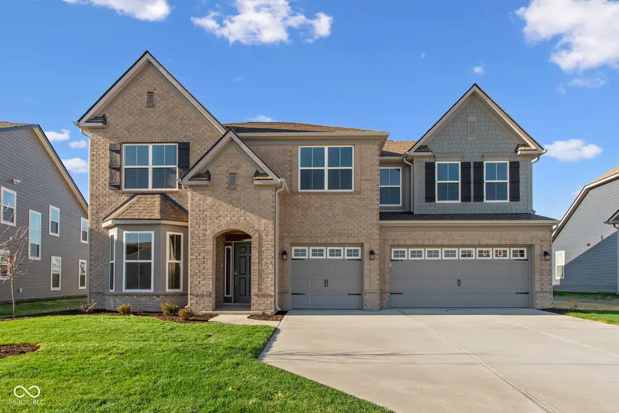 3726 Hayden Valley Drive, Bargersville, IN 46106 - Image #2