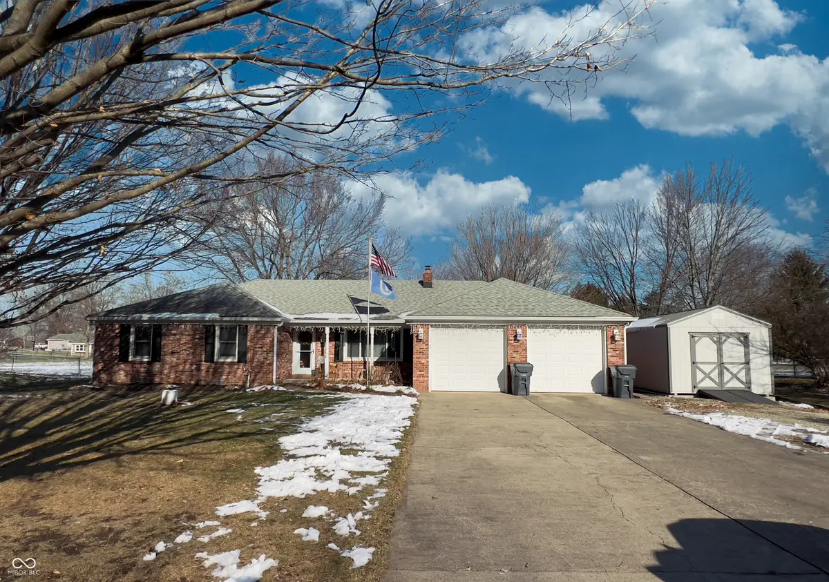 7674 Deerfield Drive, Greenfield, IN 46140 - Image #1