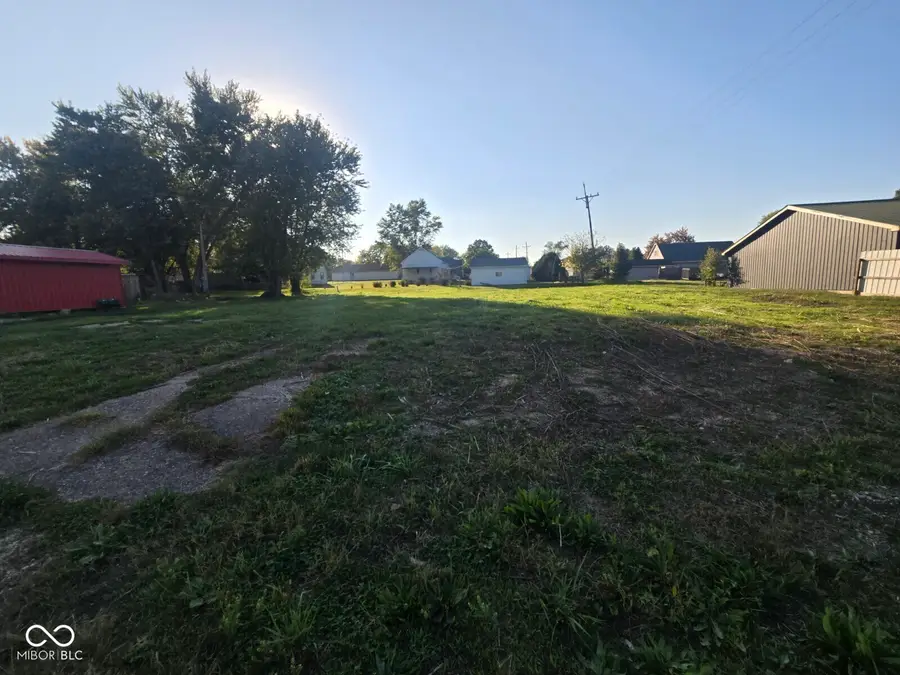 6 8th Street Nw, Linton, IN 47441 - Image #2