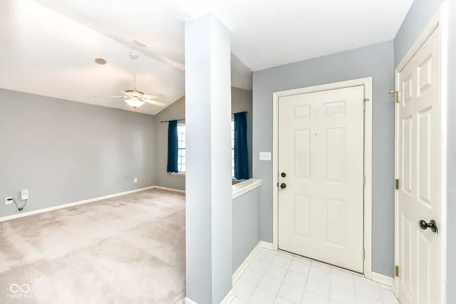 9234 Crossing Drive, Fishers, IN 46037 - Image #2