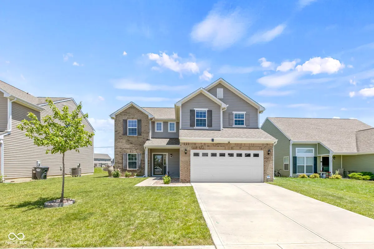 2581 Shadowbrook Trace, Greenwood, IN 46143 - Image #1