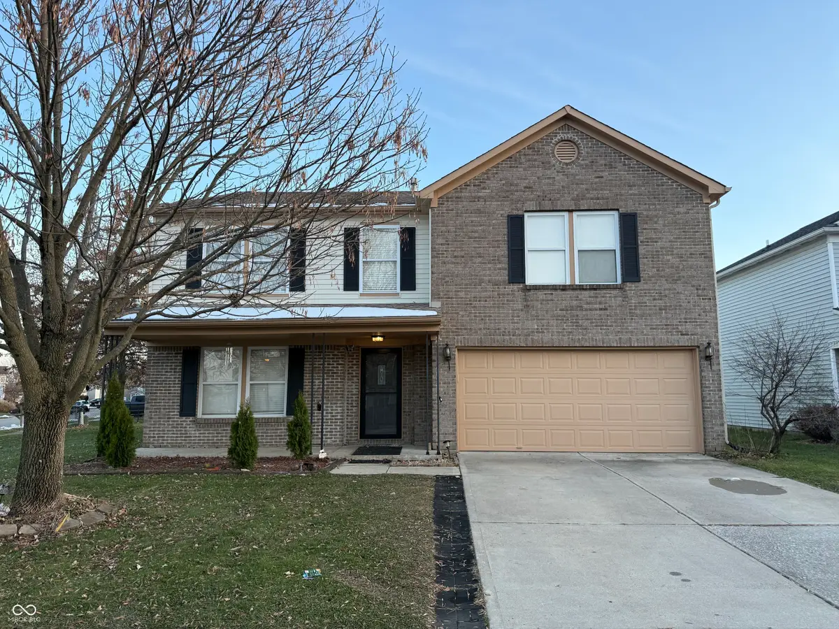 921 Westpointe Drive, Shelbyville, IN 46176 - Image #1