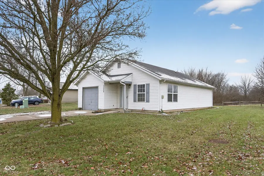 11356 Witch Hazel Drive, Indianapolis, IN 46235 - Image #2