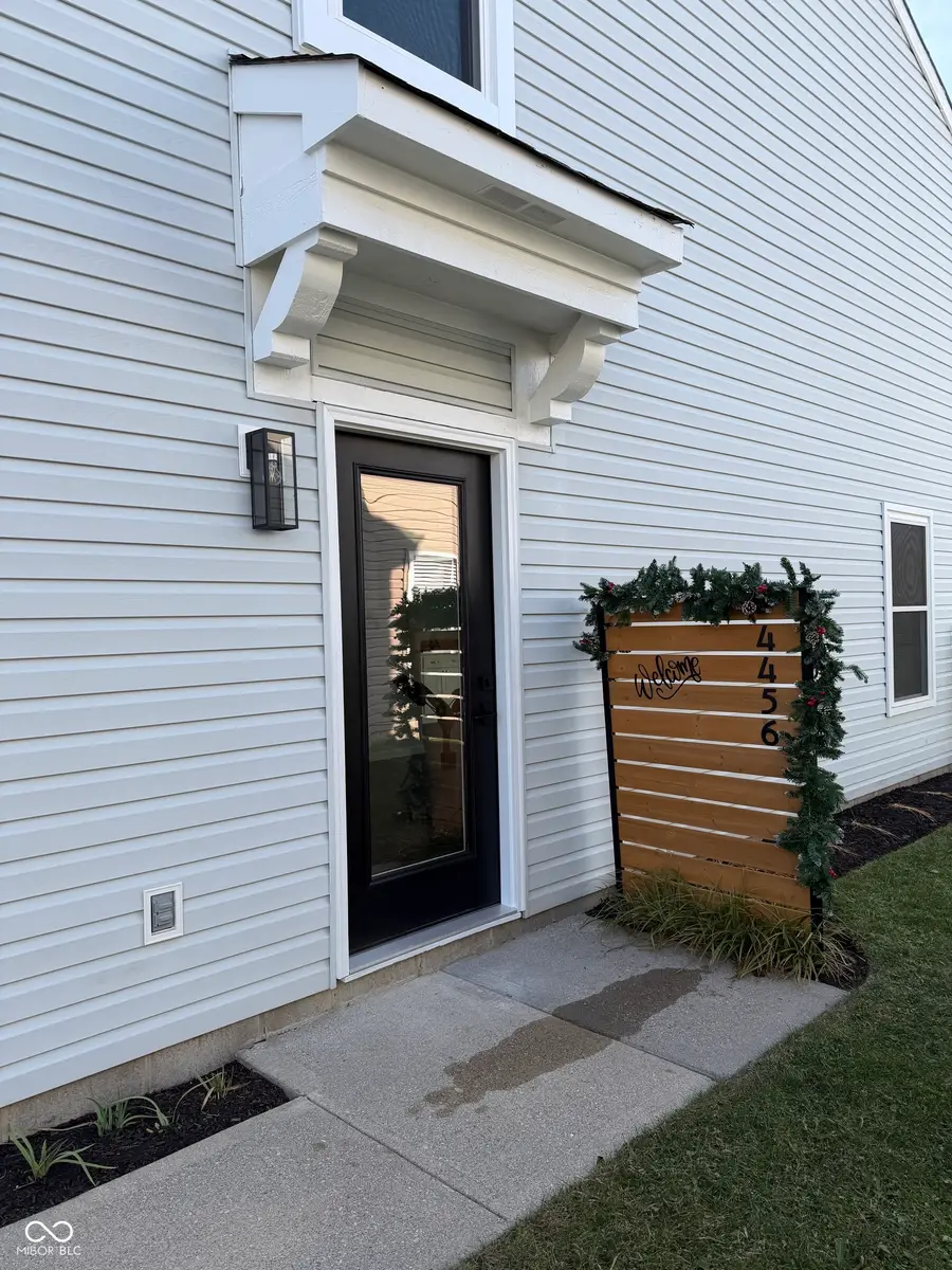 4456 Redcliff N Lane N, Plainfield, IN 46168 - Image #2