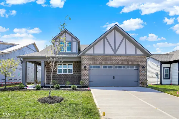 5199 Nettleton Way, Avon, IN 46123