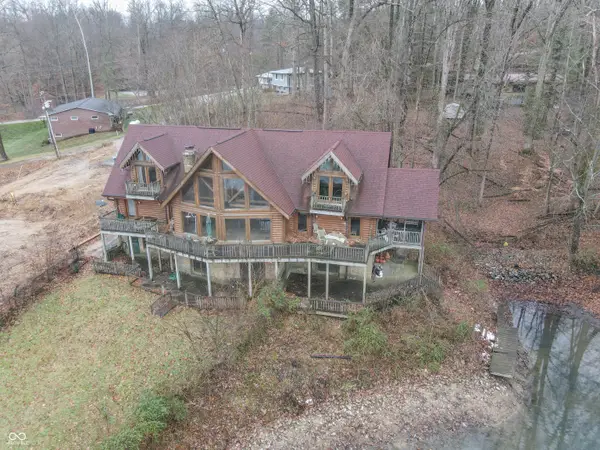 1300 S Shore Drive, Martinsville, IN 46151