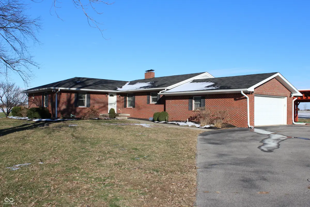 3319 S County Road 825 E, Fillmore, IN 46128 - Image #1