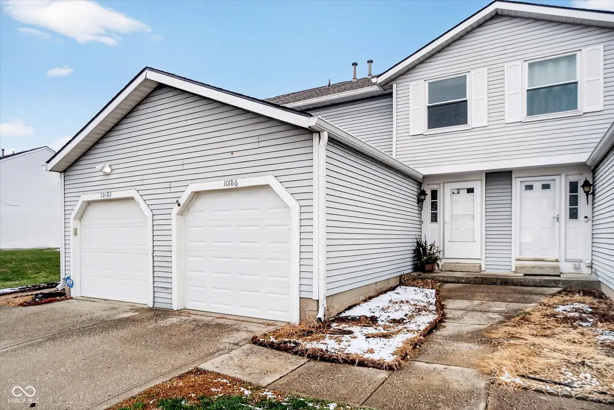 10186 Dedham Drive, Indianapolis, IN 46229 - Image #1