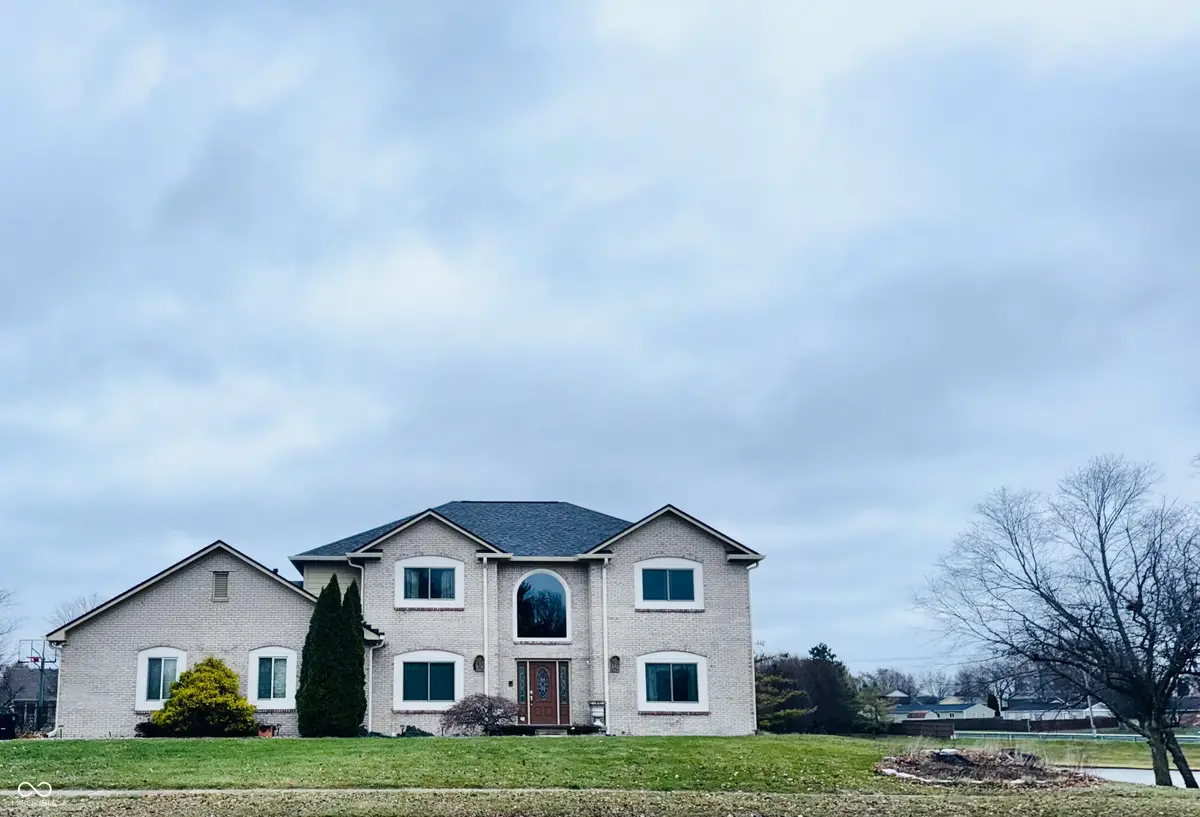 45 Meadowview Lane, Greenwood, IN 46142 - Image #1