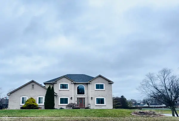 45 Meadowview Lane, Greenwood, IN 46142