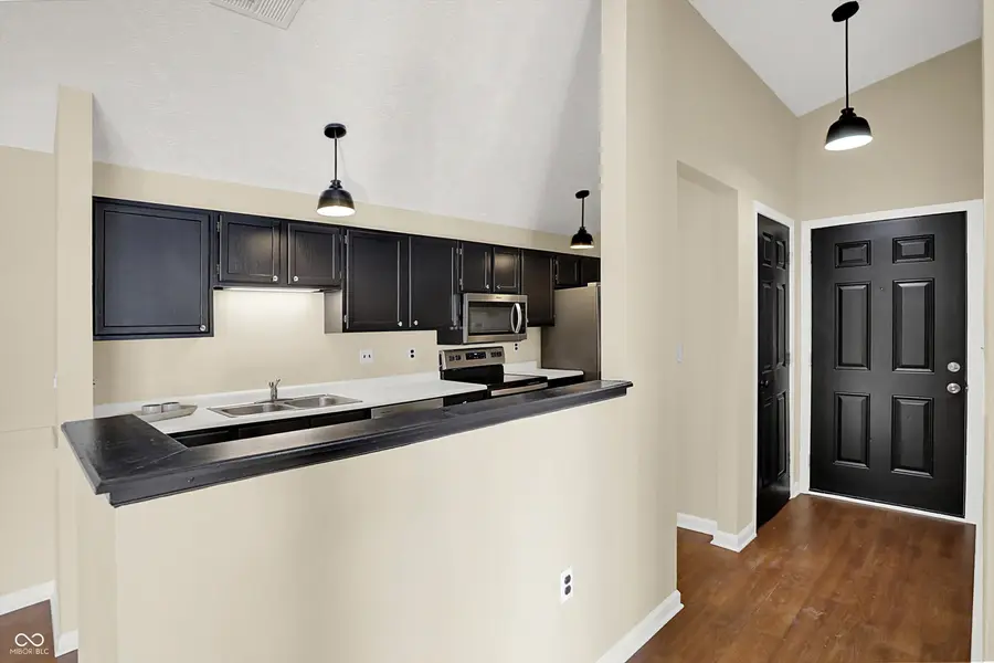 8120 Glenwillow Lane #205, Indianapolis, IN 46278 - Image #2