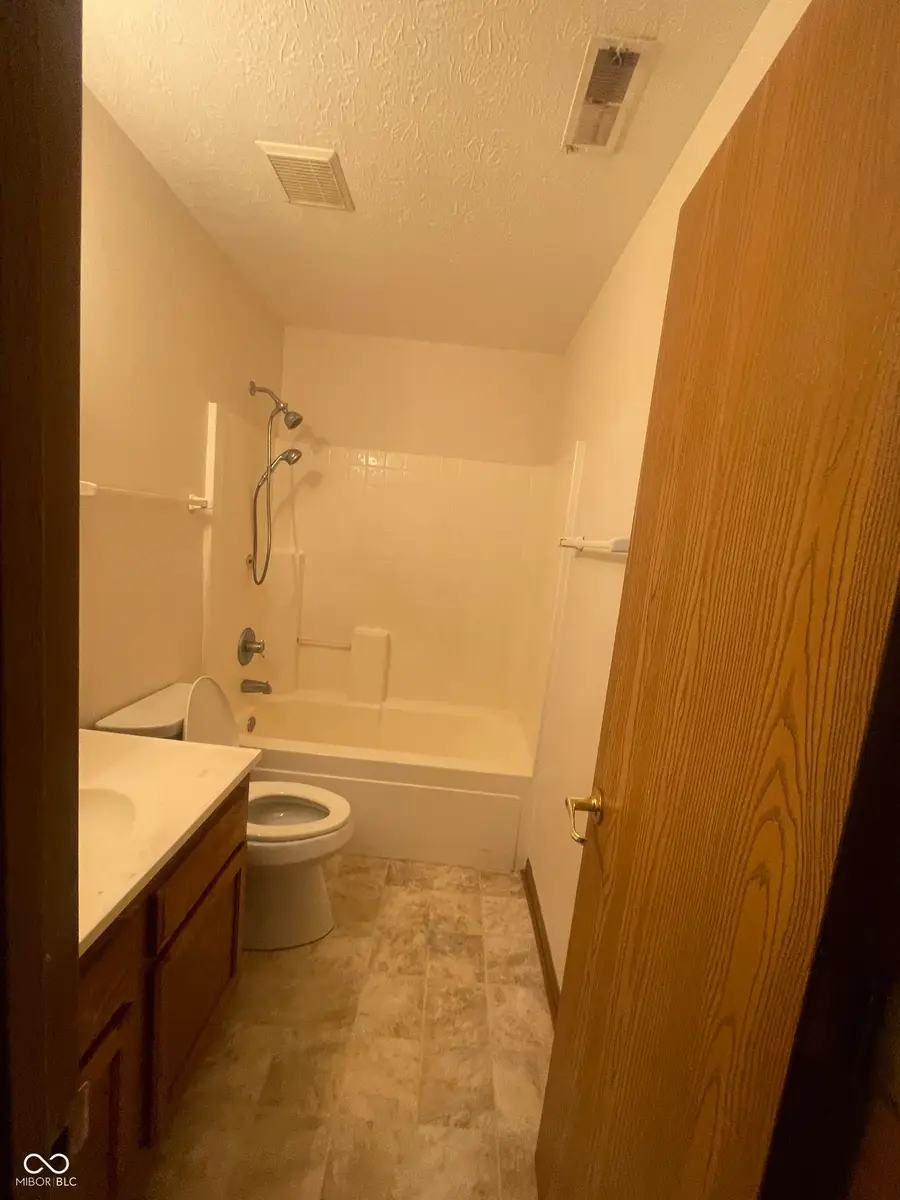 2745 Lullwater Lane, Indianapolis, IN 46229 - Image #3