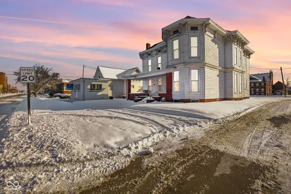 125 W Washington Street, Shelbyville, IN 46176