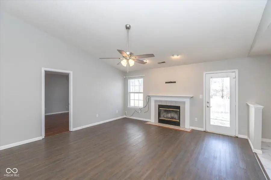 6465 Amick Way, Indianapolis, IN 46268 - Image #2