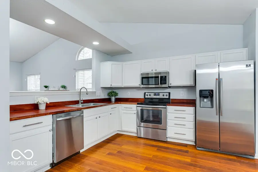 12353 Driftstone Drive, Fishers, IN 46037 - Image #2