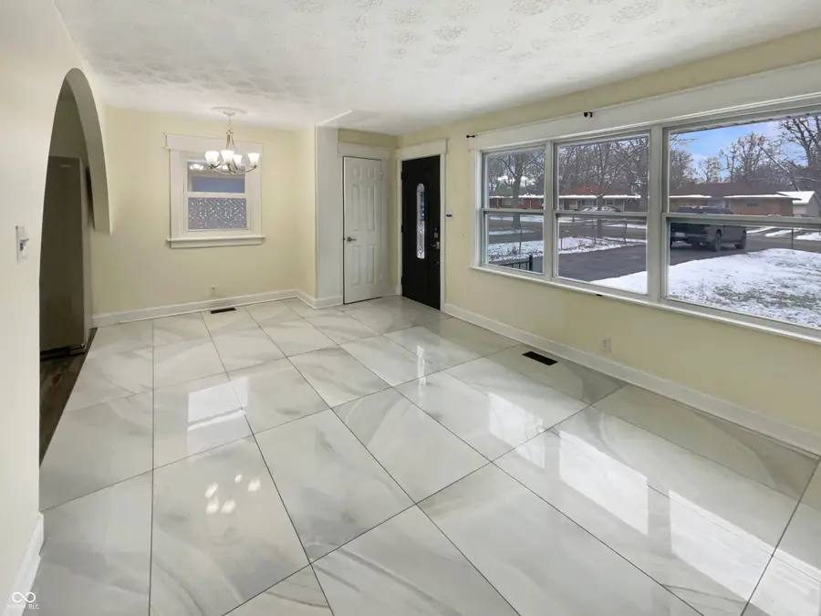 4055 N Grand Avenue, Indianapolis, IN 46226 - Image #3