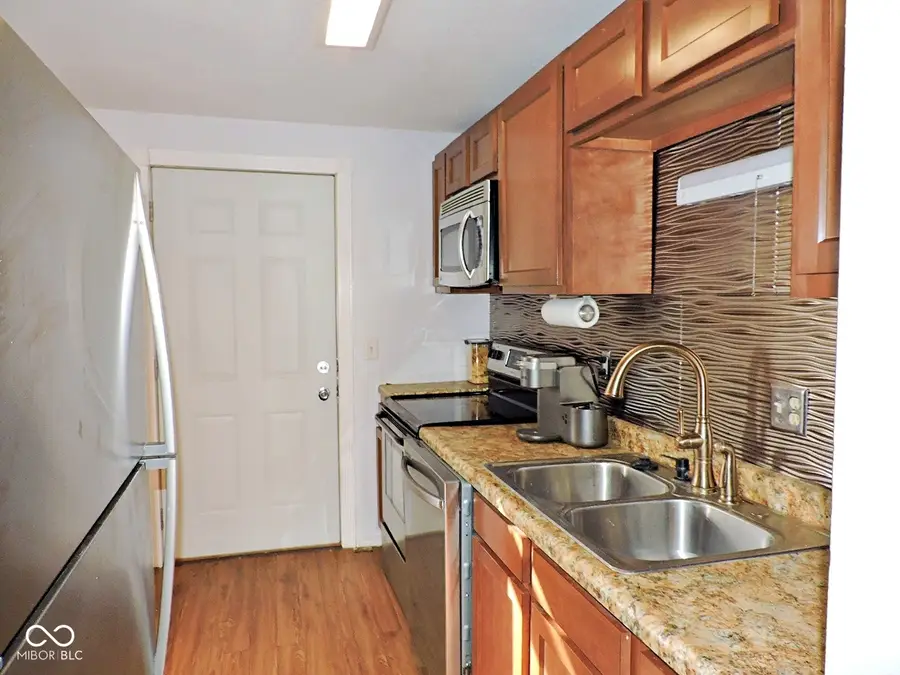 128 Greenlee Drive, Indianapolis, IN 46234 - Image #3