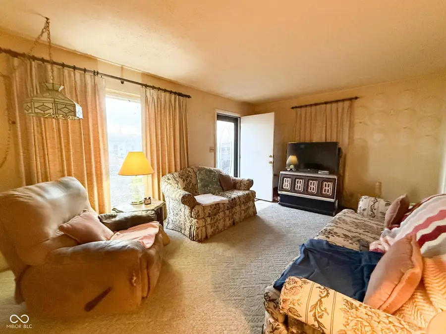 3080 Thompson Drive, Columbus, IN 47201 - Image #3