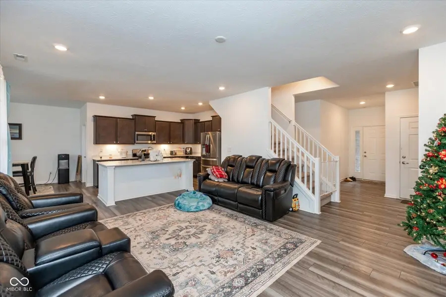 2318 Riviera Place, Greenwood, IN 46143 - Image #2