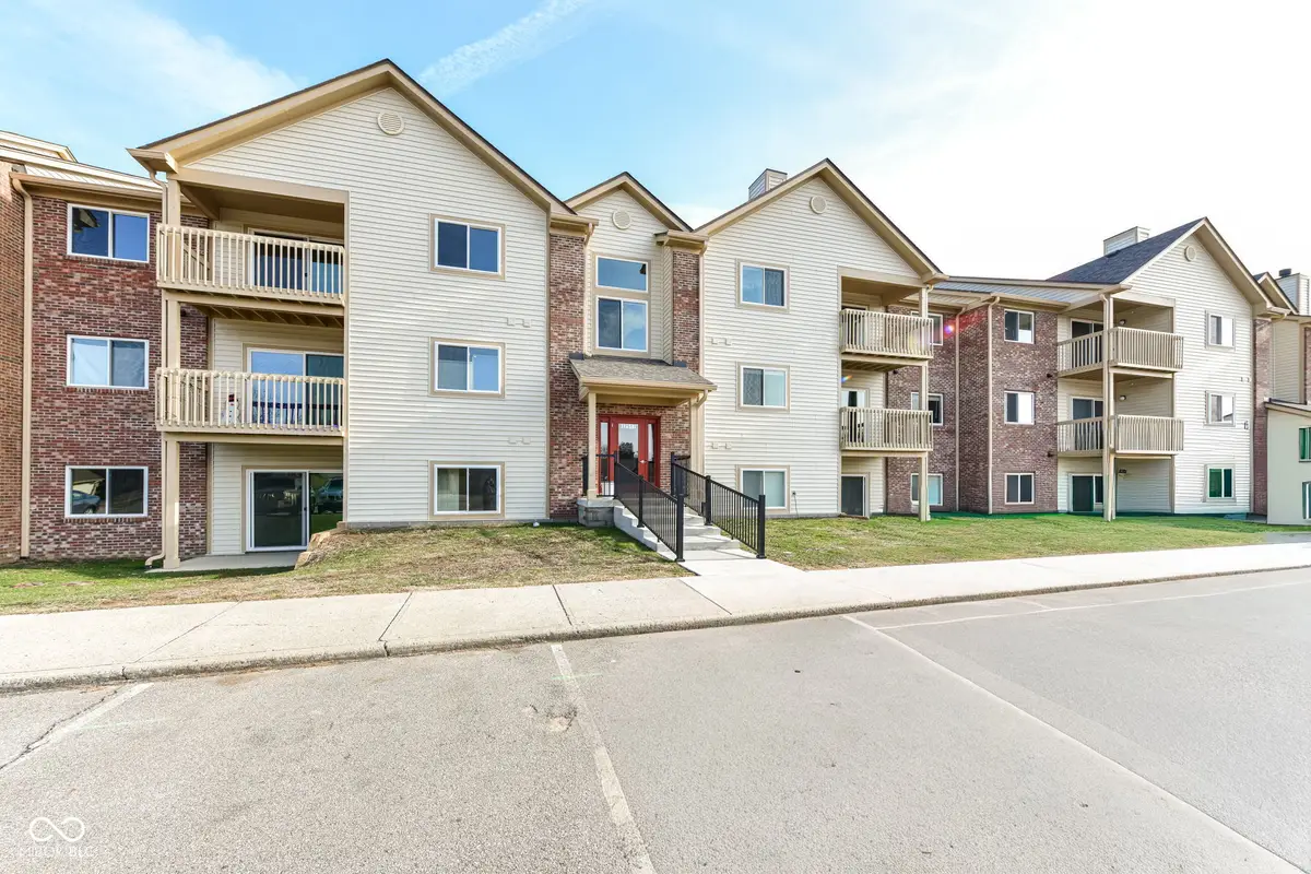 12517 Timber Creek Drive #UNIT 6, Carmel, IN 46032 - Image #1