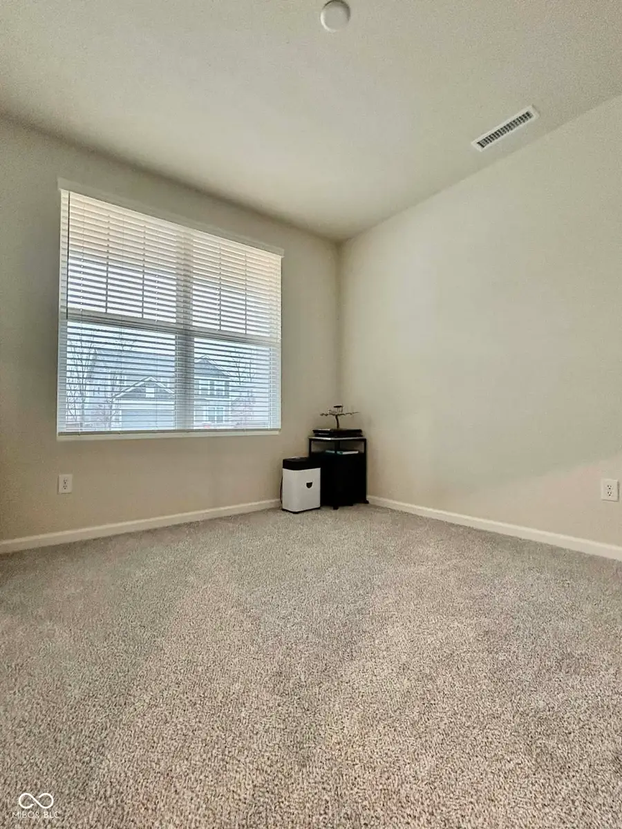 6776 Seabiscuit Road, Whitestown, IN 46075 - Image #3