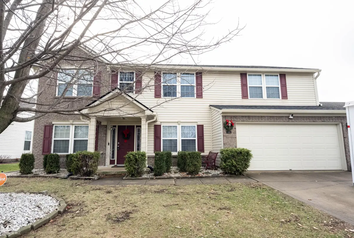 5841 W Port Drive, McCordsville, IN 46055 - Image #1