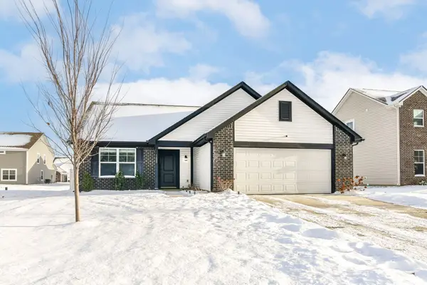 1689 N Sailboat Drive, Greenfield, IN 46140
