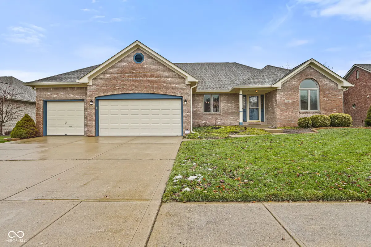 5260 Heritage Lane, Greenwood, IN 46142 - Image #1