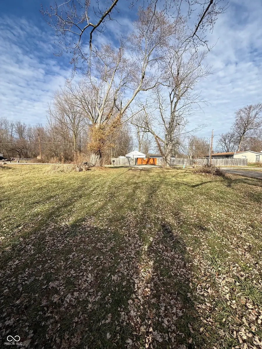 7327 W Henry Street, Indianapolis, IN 46231 - Image #2