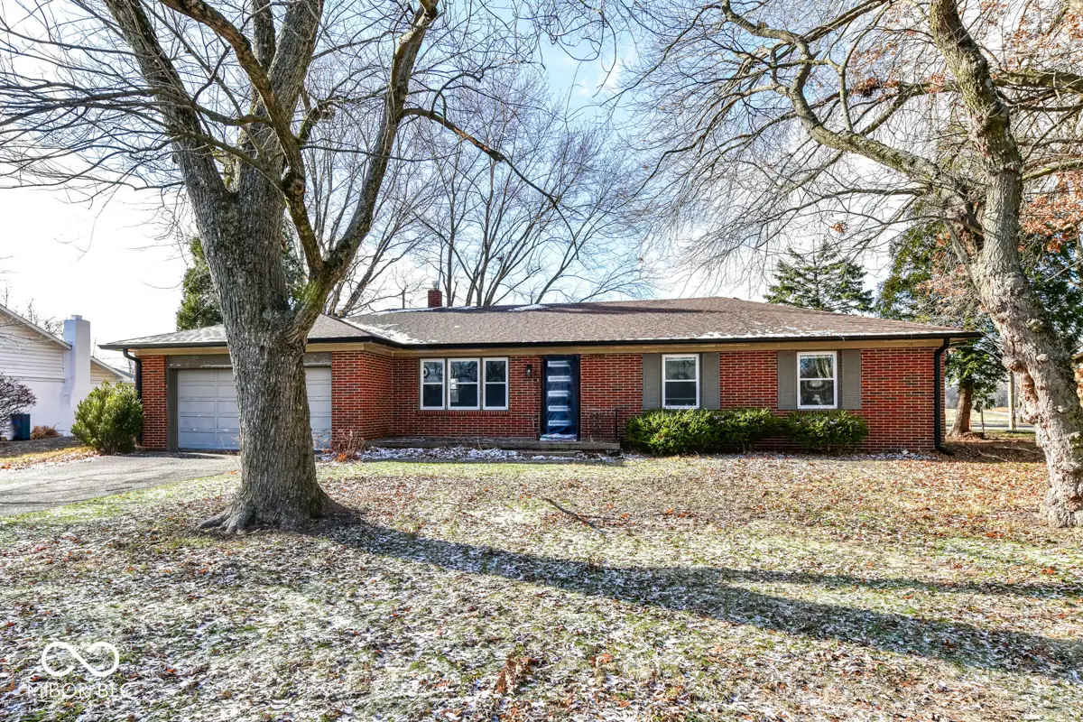 10640 Penn Drive, Indianapolis, IN 46280 - Image #1