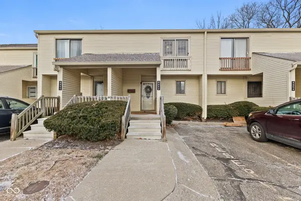 4452 Abby Creek Lane, Indianapolis, IN 46205