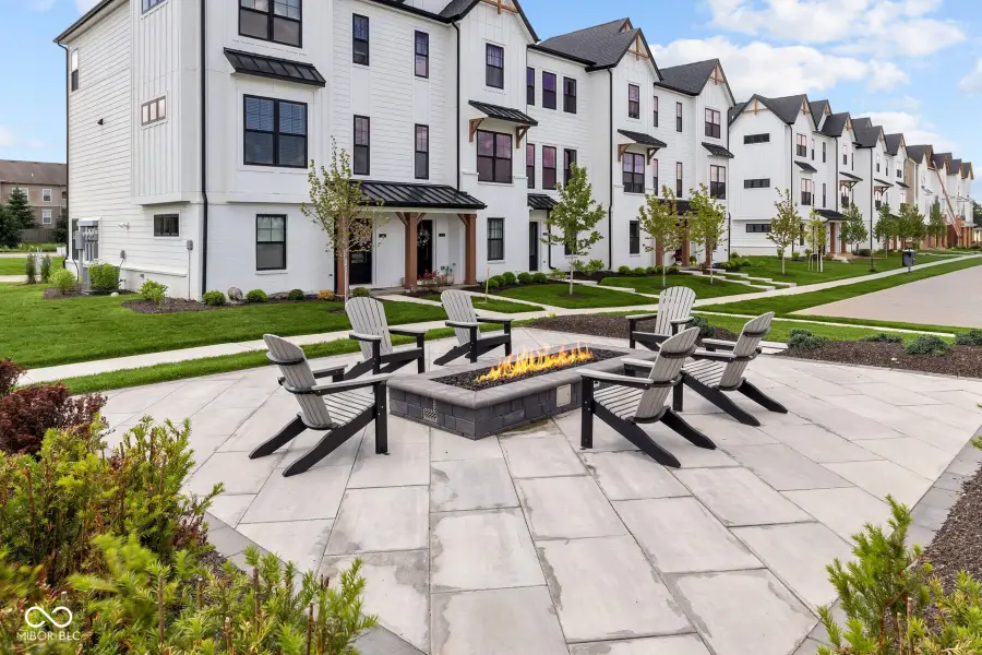 4494 Yellowwood Avenue, Brownsburg, IN 46112 - Image #3