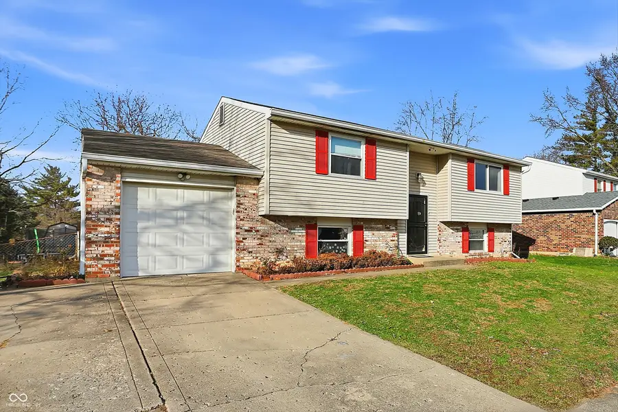 7706 Snowflake Drive, Indianapolis, IN 46227 - Image #2