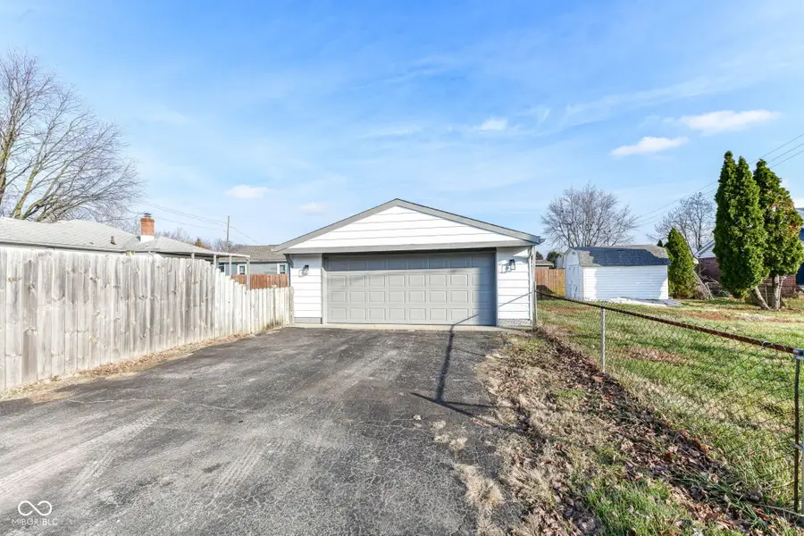 4805 Plainfield Avenue, Indianapolis, IN 46241 - Image #3