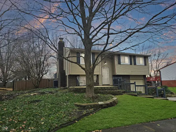 7620 Snowflake Drive, Indianapolis, IN 46227