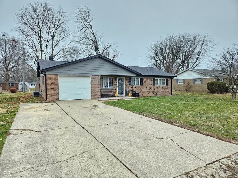 705 Penn Drive, Crawfordsville, IN 47933 - Image #2