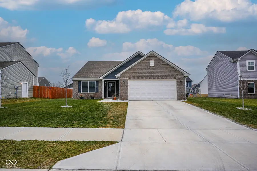 949 Borealis Drive, Franklin, IN 46131 - Image #2