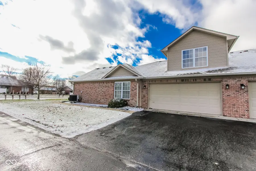 5406 Thornridge Place, Indianapolis, IN 46237 - Image #2