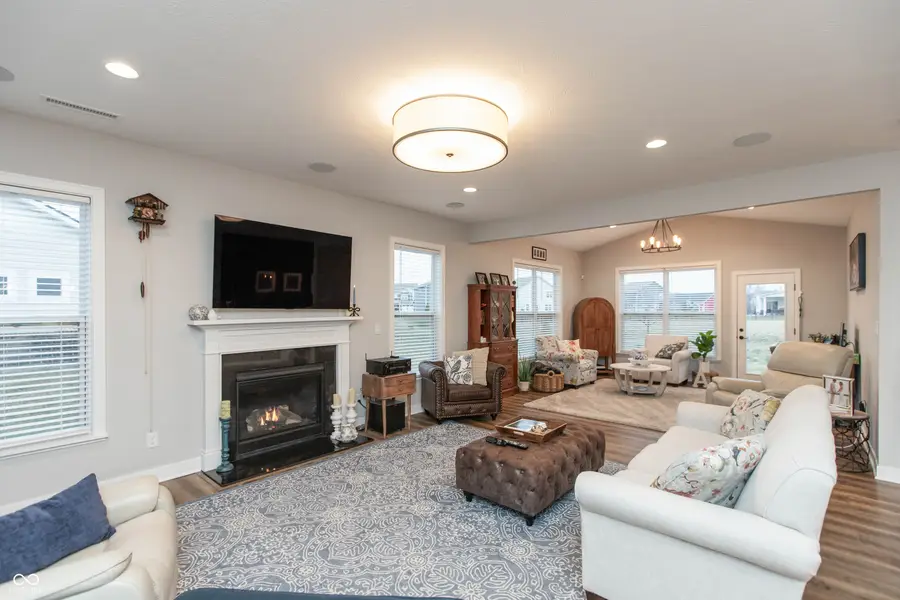 11595 Flynn Place, Noblesville, IN 46060 - Image #2