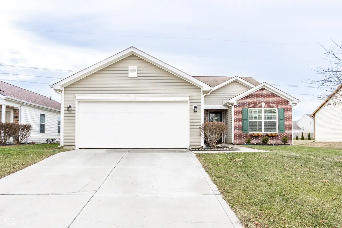 5777 White Pine Road, Whitestown, IN 46075 - Image #1