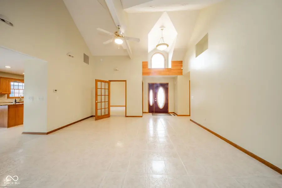 2405 N Wicklow Drive, Muncie, IN 47304 - #3